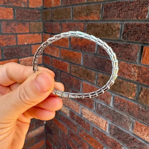 Serpenti Snake Crystal Silver Cuff Bracelet - Picture 11 of 16